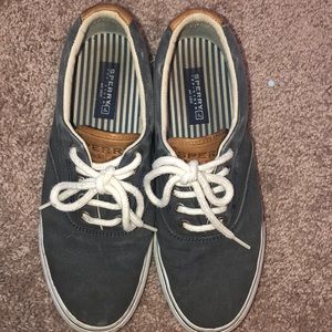Men’s Sperry shoes size 9